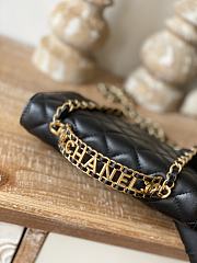 Chanel Handle Black Bag Size 19 cm - 2