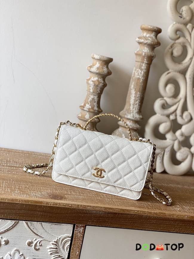 Chanel Handle White Bag Size 19 cm - 1