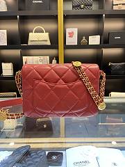 Chanel Flap Bag Red Size 21 x 14 x 6.5 cm - 5