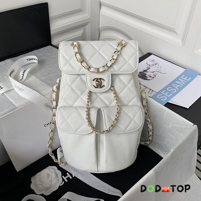 Chanel White Backpack Size 25.5 x 16.5 x 15.5 cm - 1
