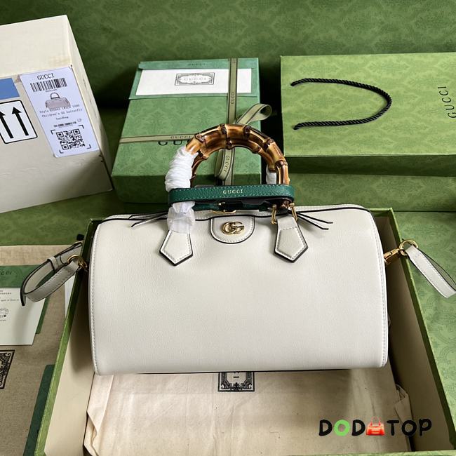 Gucci White Handbag Size 30 x 18 x 15 cm - 1