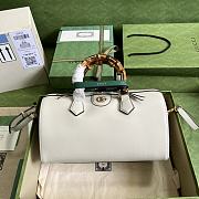 Gucci White Handbag Size 30 x 18 x 15 cm - 1