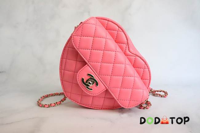 Chanel Heart Shaped Pre-spring 2022 Pink 18 x 16.5 x 5.5 cm - 1