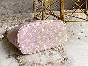 Louis Vuitton Marshmallow Size Pm Sunsetkhaki M59861 Size 24 x 22 x 13 cm - 5