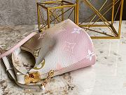 Louis Vuitton Marshmallow Size Pm Sunsetkhaki M59861 Size 24 x 22 x 13 cm - 3