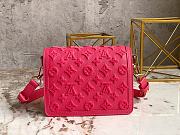Louis Vuitton LV Dauphine Mini Handbag M20747 Size 20 x 15 x 9 cm - 3