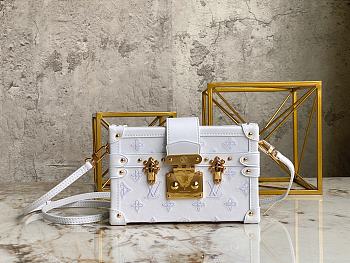 Louis Vuitton LV Petite Malle Box Handbag M44199 Size 20 x 12.5 x 6 cm