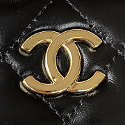 Chanel Backpack Size 21 x 23 x 8 cm - 4