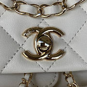 Chanel Backpack White Size 18 x 18 x 12 cm - 4