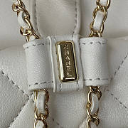Chanel Backpack White Size 18 x 18 x 12 cm - 6