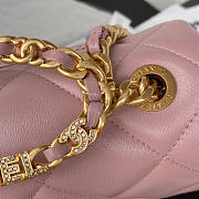 Chanel Flap Bag Pink Size 24 cm - 2