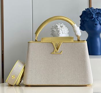 Louis Vuitton Capucines MM 02 Size 31.5 x 20 x 11 cm