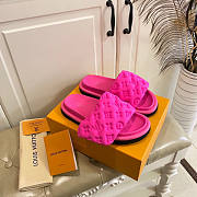 Louis Vuitton Pool Pillow Comfort Mule Pink - 1