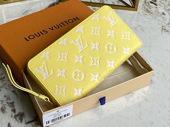 Louis Vuitton LV Zipper Wallet 01 Size 19.5 x 10.5 x 2.5 cm