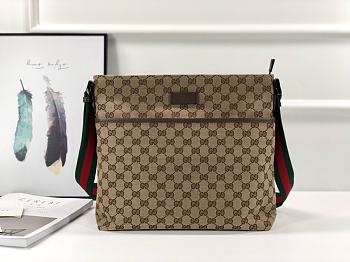 Gucci Beige Ebony Monogram Medium Messenger Bag 189751 Size 34 x 34 x 11 cm