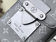 Louis Vuitton LV S-Lock Vertical Wearable Wallet 01 Size 12 x 19 x 7 cm - 5