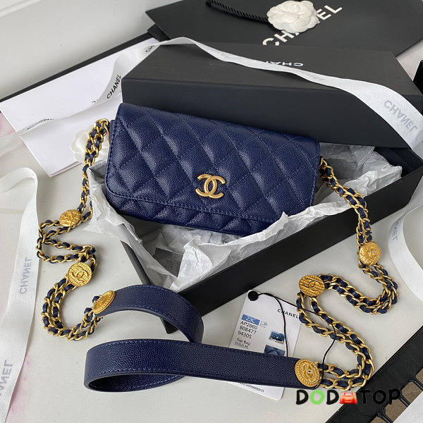 Chanel Flap Bag Dark Blue Size 18 x 9 x 3.5 cm - 1
