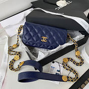 Chanel Flap Bag Dark Blue Size 18 x 9 x 3.5 cm - 1