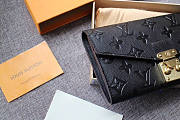 Louis Vuitton LV Pochette Metis Wallet Size 19 × 10.5 × 2.5 cm - 4