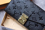 Louis Vuitton LV Pochette Metis Wallet Size 19 × 10.5 × 2.5 cm - 6