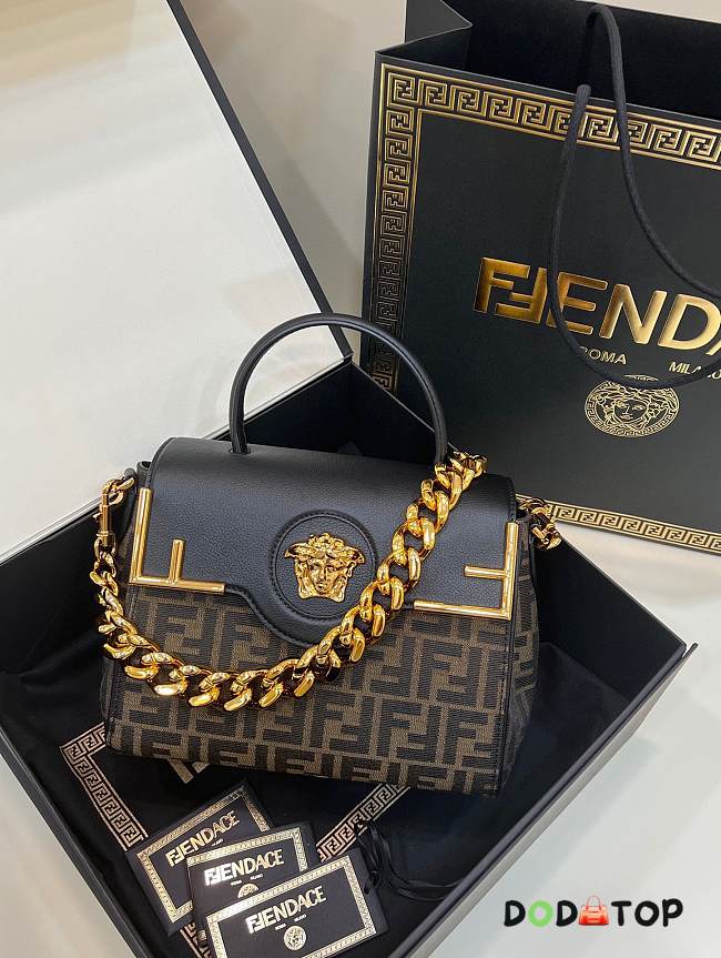 Fendi x Versace LaMedusa Bag Size 25 x 15 x 22 cm - 1