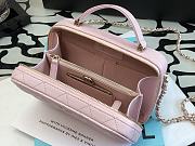 Chanel Small Box Pink Size 18 cm - 5