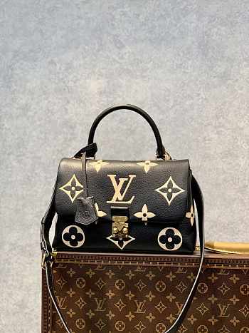 Louis Vuitton LV M45978 Madeleine MM Size 30 x 19.5 x 11 cm