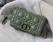 Dior M9243 Large Quilted Macrocannage Calfskin Green Size 29 x 18 x 10 cm - 1