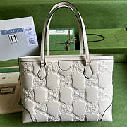 Gucci GG Matelassé Leather Medium Tote White Size 38 x 28 x 14 cm - 2