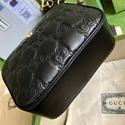 Gucci GG Matelassé Leather Shoulder Bag Black Size 21.5 x 17 x 7.5 cm - 4