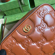Gucci GG Matelassé Leather Shoulder Bag Brown Size 21.5 x 17 x 7.5 cm - 4