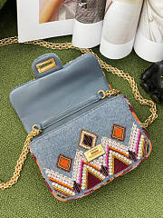 Chanel Flap Bag 01 Size 15.5 x 20 x 6 cm - 4
