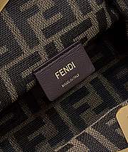 Fendi First Raffia Weaving Size 26 x 9.5 x 18 cm - 5