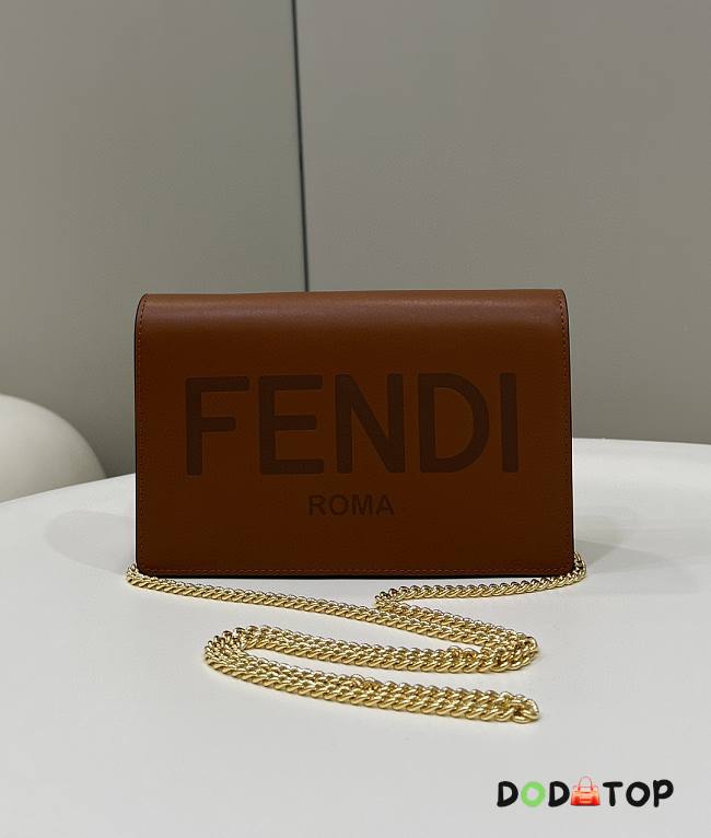 Fendi Chain Bag Brown Size 20 x 6 x 13 cm - 1