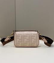 Fendi Baguette FF Bag Size 19 x 11.5 x 4 cm - 5