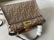 Fendi Peekaboo Bag Size 23 x 11 x 18 cm - 2