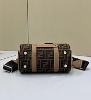 Fendi Mini Bowling Bag Size 21.5 x 13 x 13 cm - 6