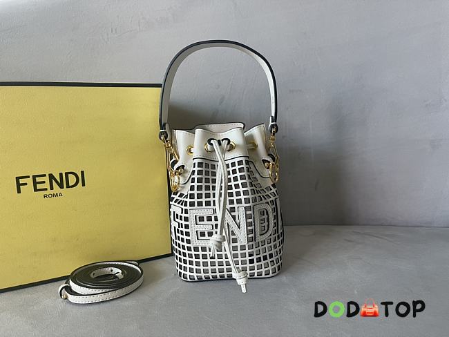 Fendi Mon Tresor Small Bucket Bag White Size 12 x 10 x 18 cm - 1