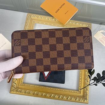 Louis Vuitton LV Wallet Size 19.5 x 10.5 x 2.5 cm