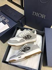 Dior Sneakers 02 - 5