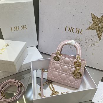 Dior Lady Mini Pink Size 17 x 15 x 7 cm