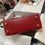 Chanel Medieval 22C Tiffany Handbag Red Size 23 x 24 x 9 cm - 3