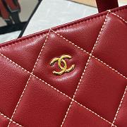 Chanel Medieval 22C Tiffany Handbag Red Size 23 x 24 x 9 cm - 6