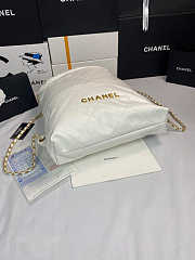 Chanel 22 Backpack Shiny Calfskin White Gold Size 51 × 40 × 9 cm - 2