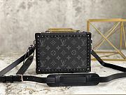 Louis Vuitton LV M20251 Black Flower Clutch Box Size 24 x 16.5 x 8 cm - 1