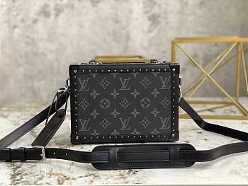 Louis Vuitton LV M20251 Black Flower Clutch Box Size 24 x 16.5 x 8 cm