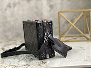 Louis Vuitton LV M20251 Black Flower Clutch Box Size 24 x 16.5 x 8 cm - 6