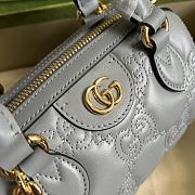 Gucci GG Matelassé Leather Chain Shoulder Bag Gray Size 19 x 13 x 11 cm - 3