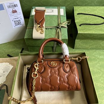 Gucci GG Matelassé Leather Chain Shoulder Bag Brown Size 19 x 13 x 11 cm