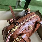 Gucci GG Matelassé Leather Chain Shoulder Bag Brown Size 19 x 13 x 11 cm - 4